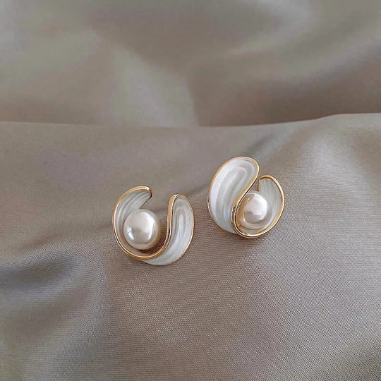 Stylish White Opal Earrings with Pearls in Gold