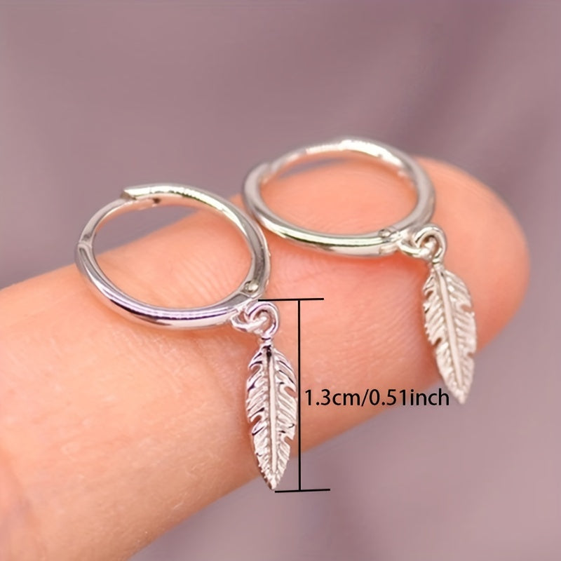 Simple Small Circle Feather Earrings