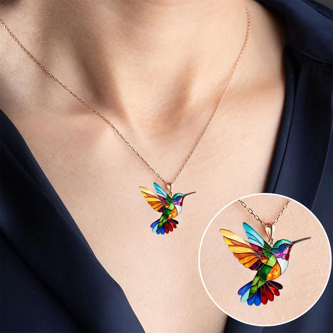 Beautiful Hummingbird Design Necklace