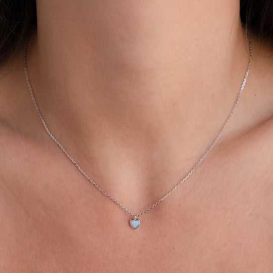 Simple Heart-Shaped Pendant Necklace