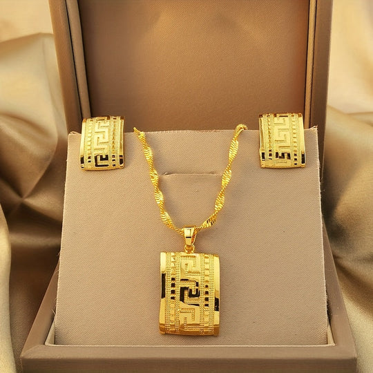 Fashionable Necklace & Earrings Set