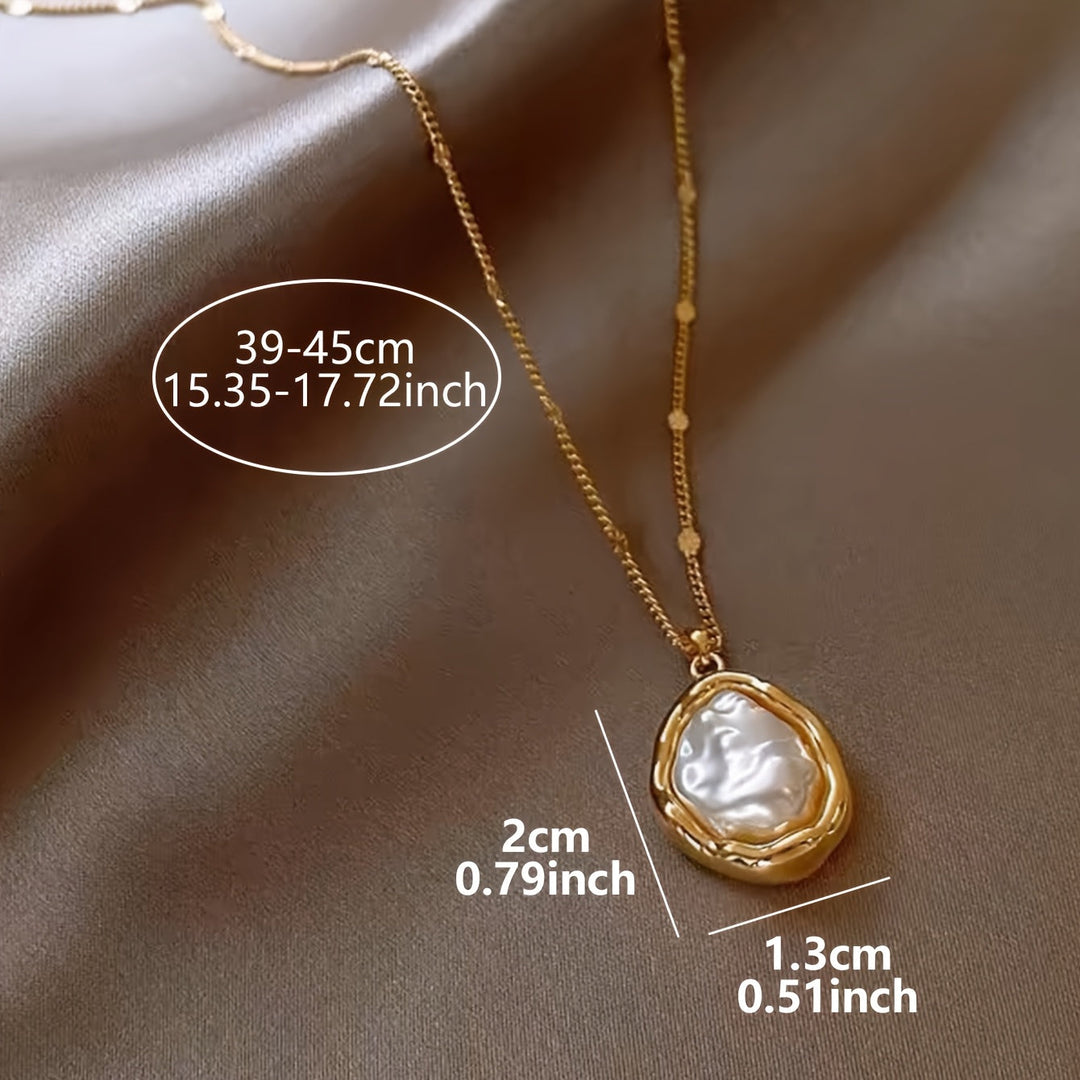 Elegant Imitation Pearl Pendant Necklace