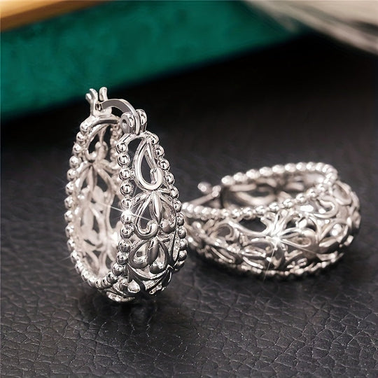 Chic Hollow Pattern Earrings Women