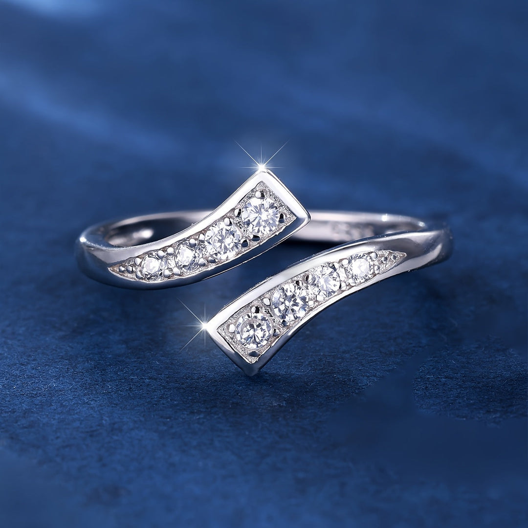 White Zirconia Silver Ring