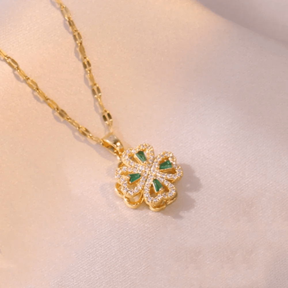 Rotatable Green Clover Pendant Necklace