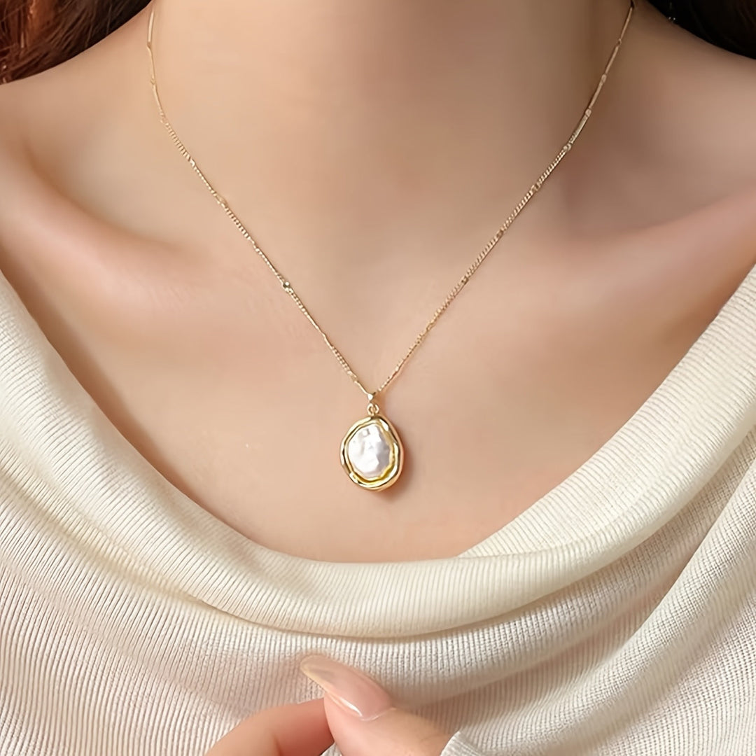 Elegant Imitation Pearl Pendant Necklace