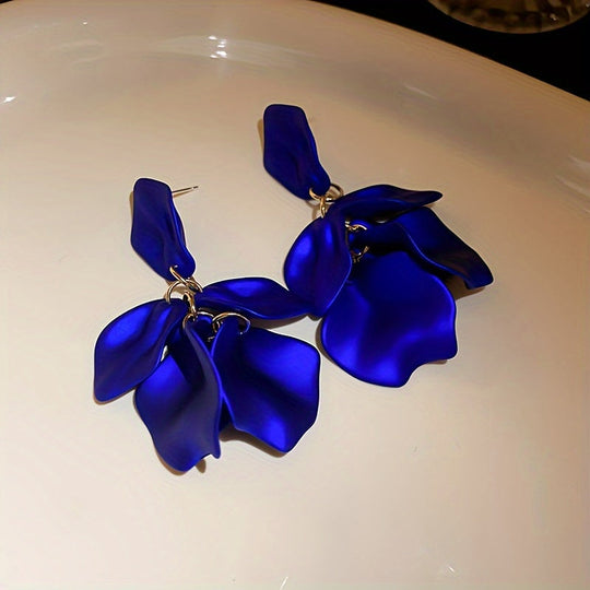 Luxury Elegant Petal Tassel Earrings