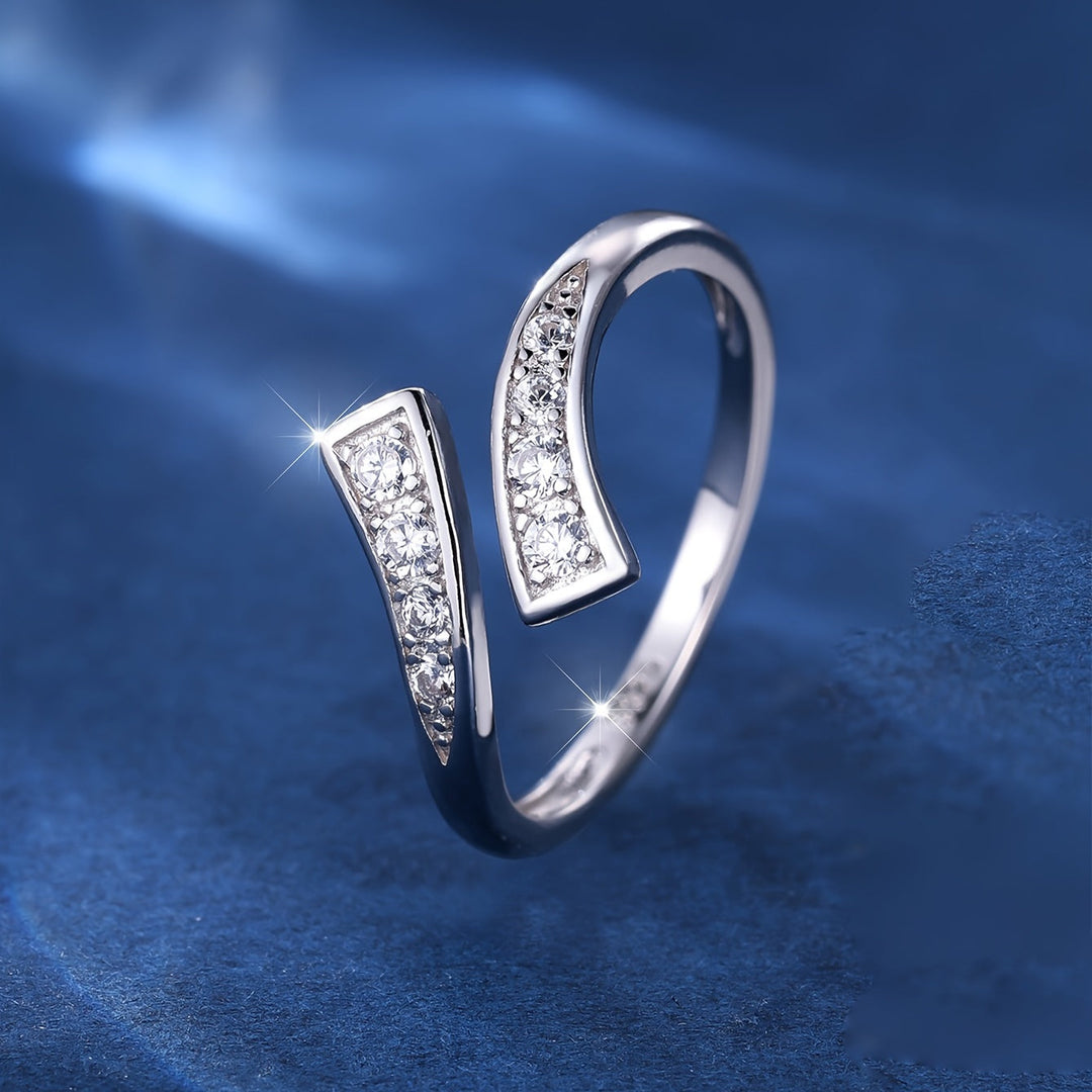 White Zirconia Silver Ring