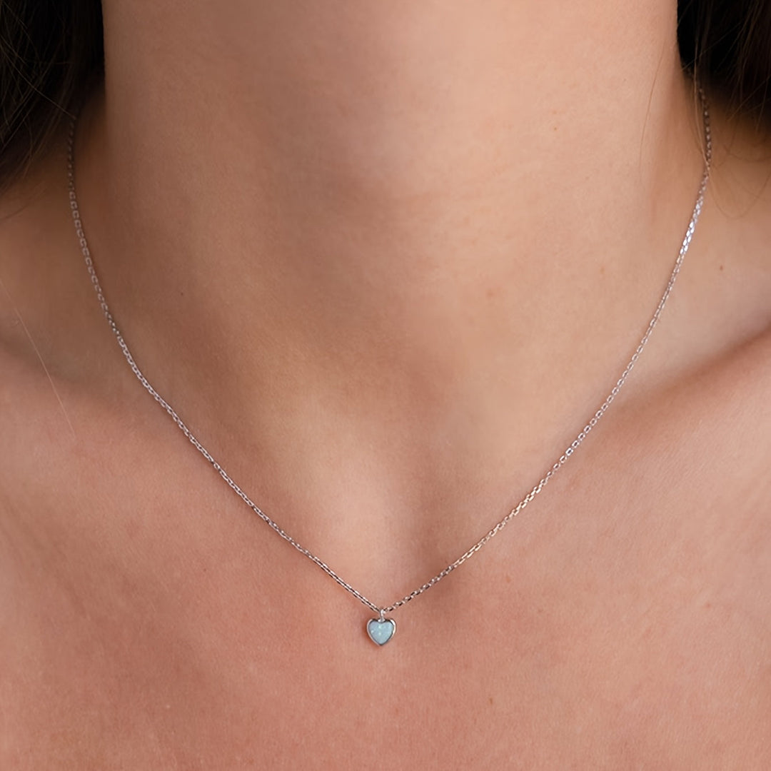 Simple Heart-Shaped Pendant Necklace