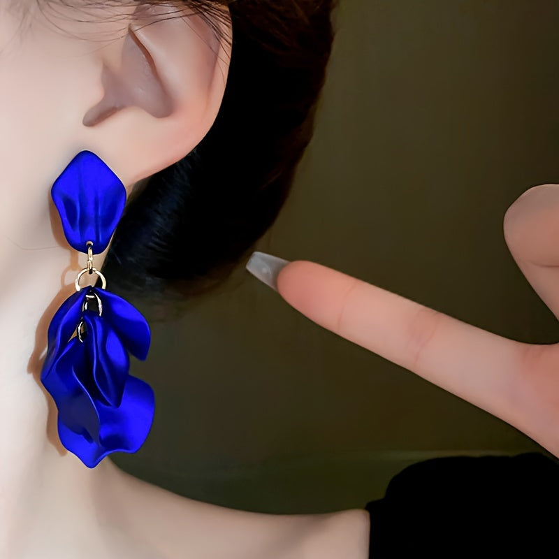 Luxury Elegant Petal Tassel Earrings