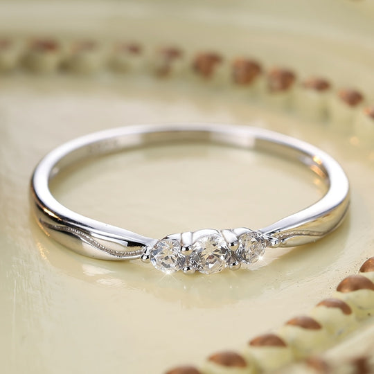 Simple Versatile Ring