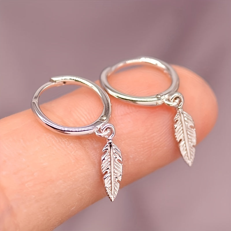 Simple Small Circle Feather Earrings