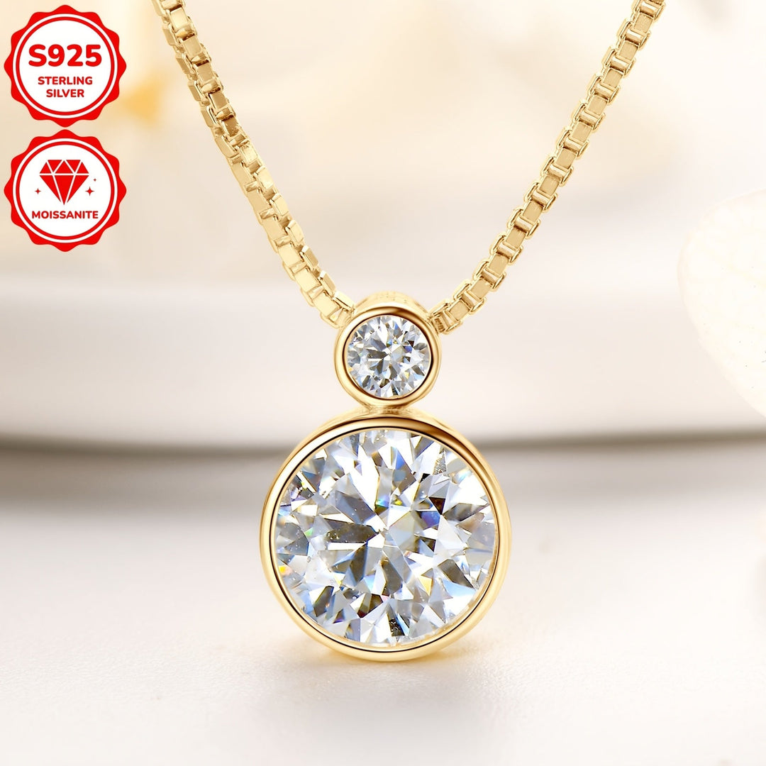 Elegant Moissanite Pendant Necklace
