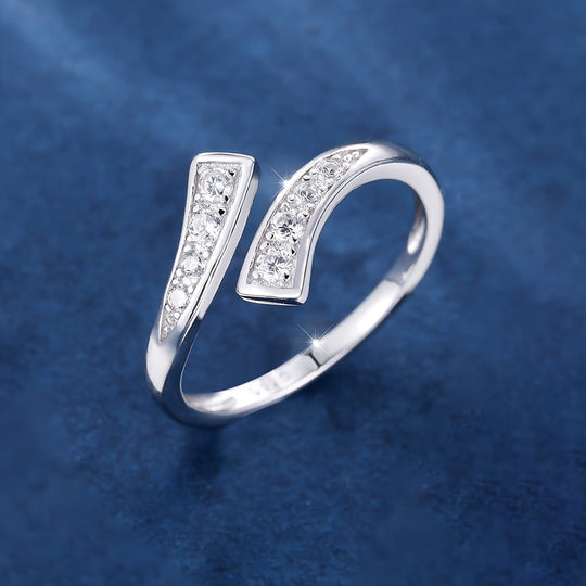 White Zirconia Silver Ring