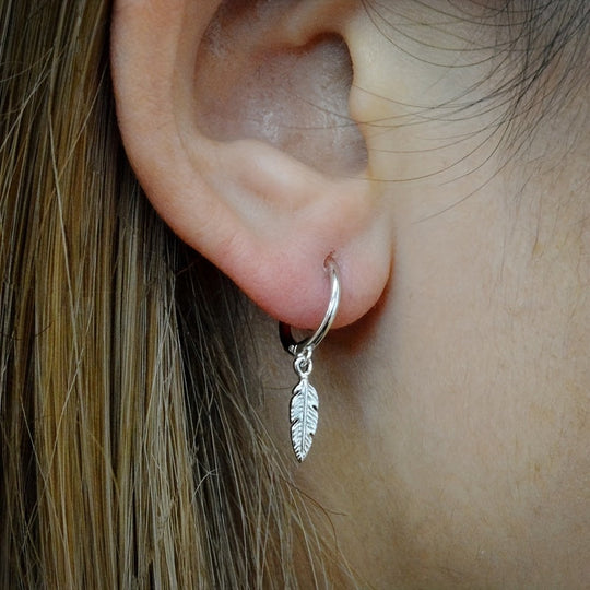 Simple Small Circle Feather Earrings