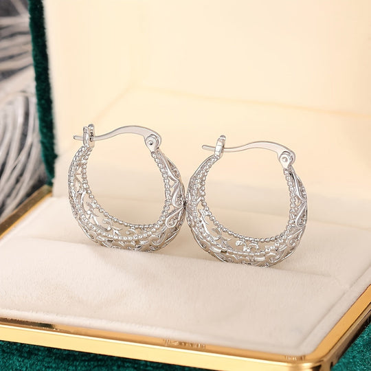 Chic Hollow Pattern Earrings Women