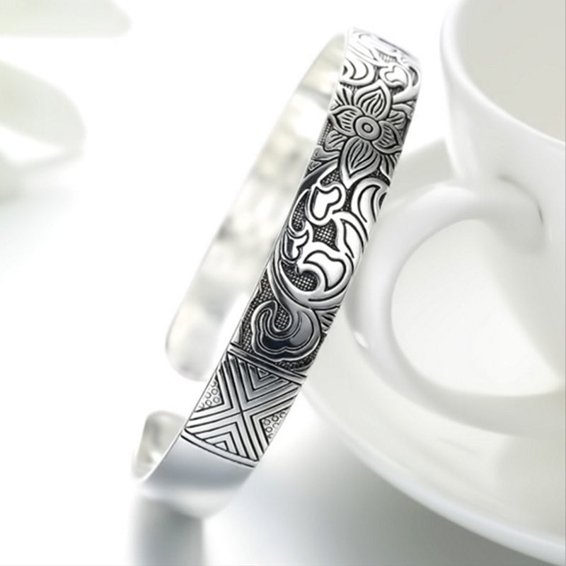 Silver Vintage Lotus Bangle